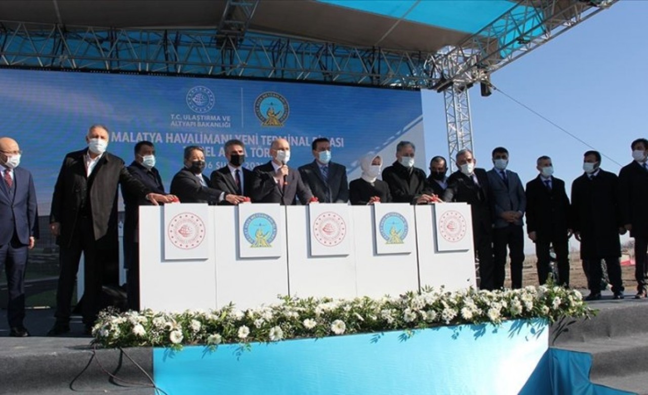 Malatya Havalimanı Yeni Terminal Binası'nın temeli atıldı