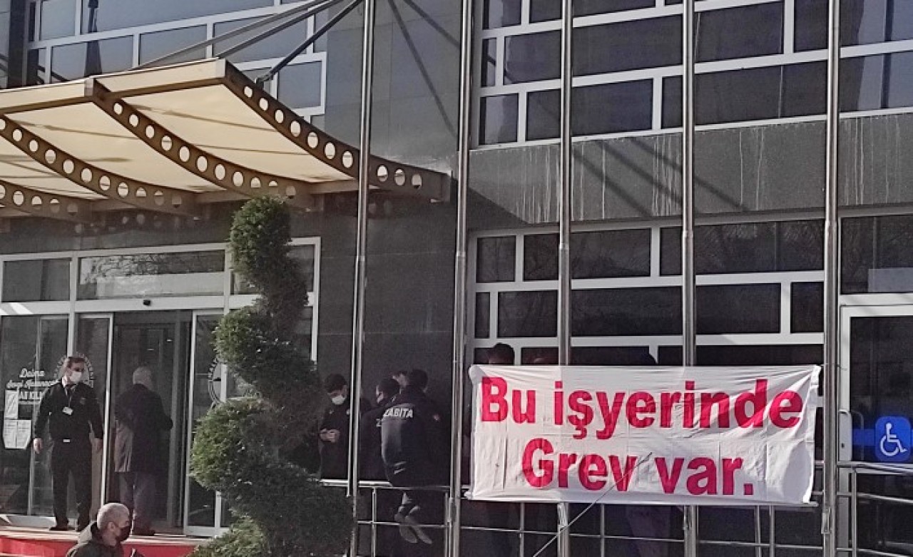 Maltepe Belediyesinde işçiler greve başladı