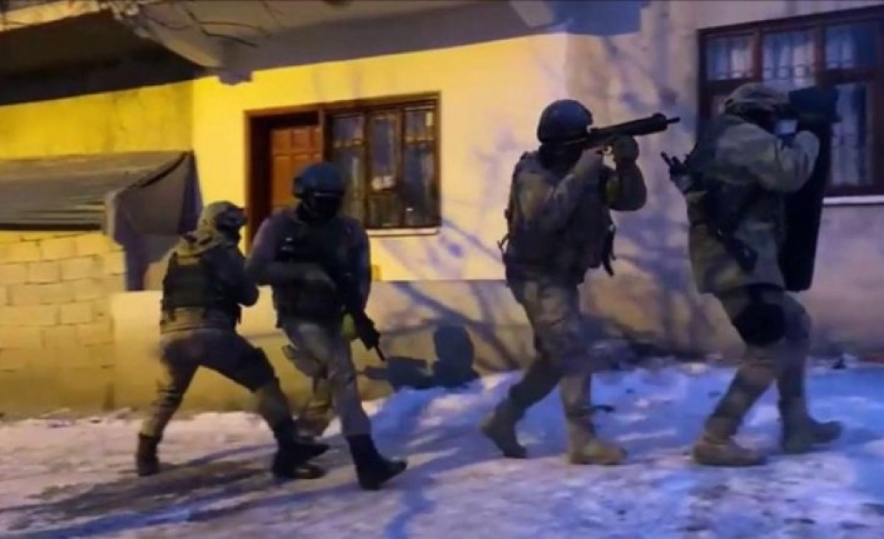 Mardin'de dev operasyon: Sokağa çıkma yasağı ilan edildi