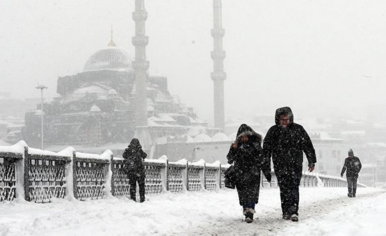 Meteoroloji'den sarı ve turuncu uyarılar peş peşe geliyor: 69 şehir için alarm