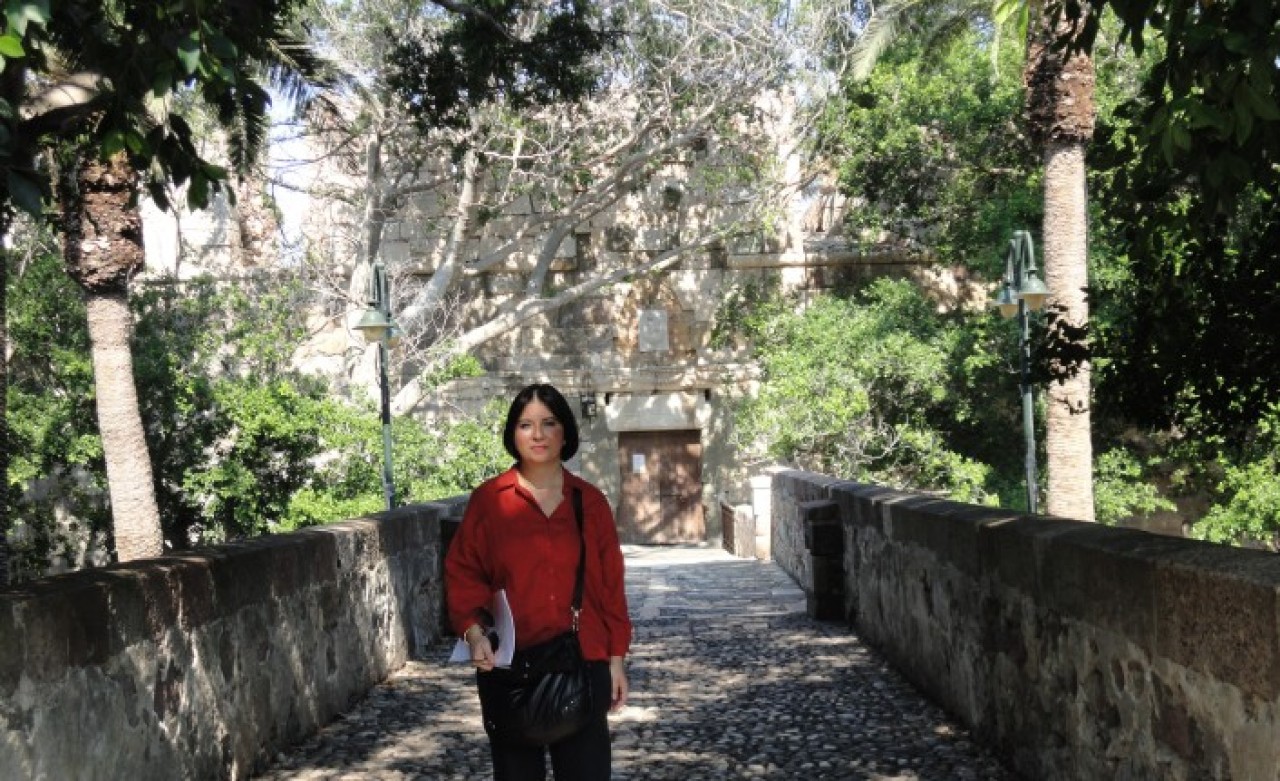 Mimarlık Tarihçisi Dr. Neval Konuk,  Yunanistan'da bulunan Türk mezarları için anıt yapılmasını önerdi