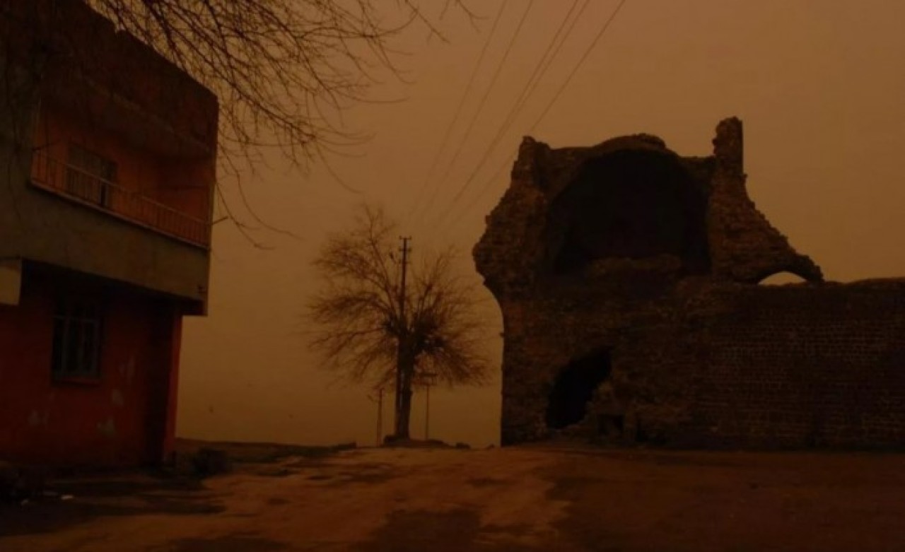 Profesörden çok önemli uyarı: Kapı ve pencereleri kapatın,  dışarıda fazla kalmayın