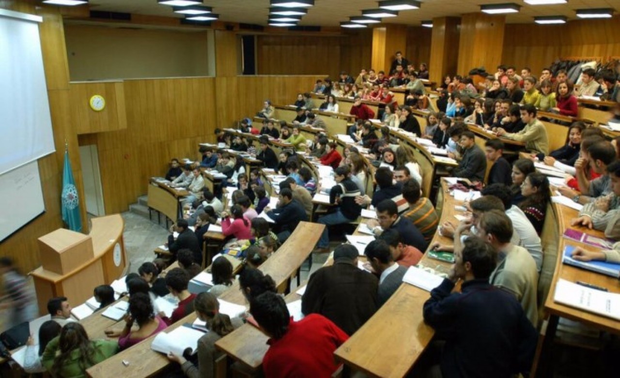 YÖK ilk kez öğrencilere anket ile fikrini soracak
