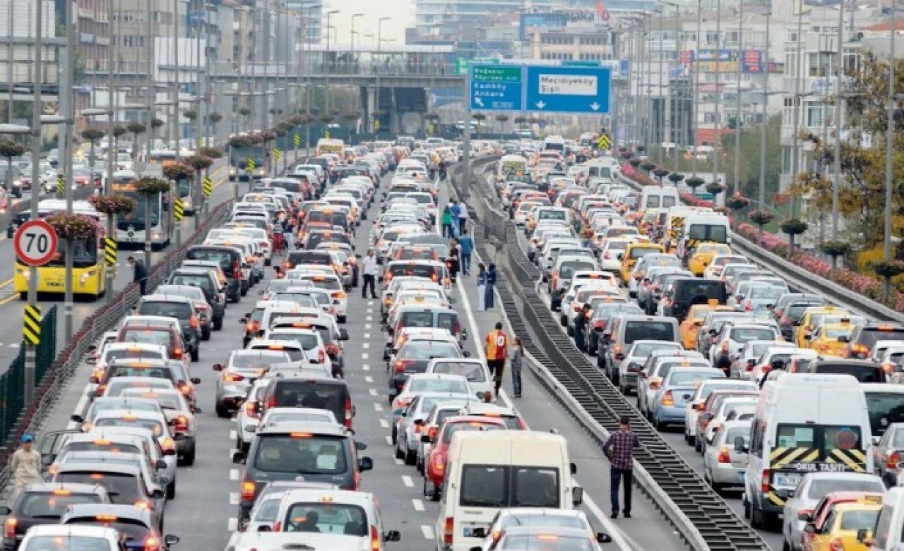 AFAD'dan kritik uyarı: Afet anında yolları açık bırakın