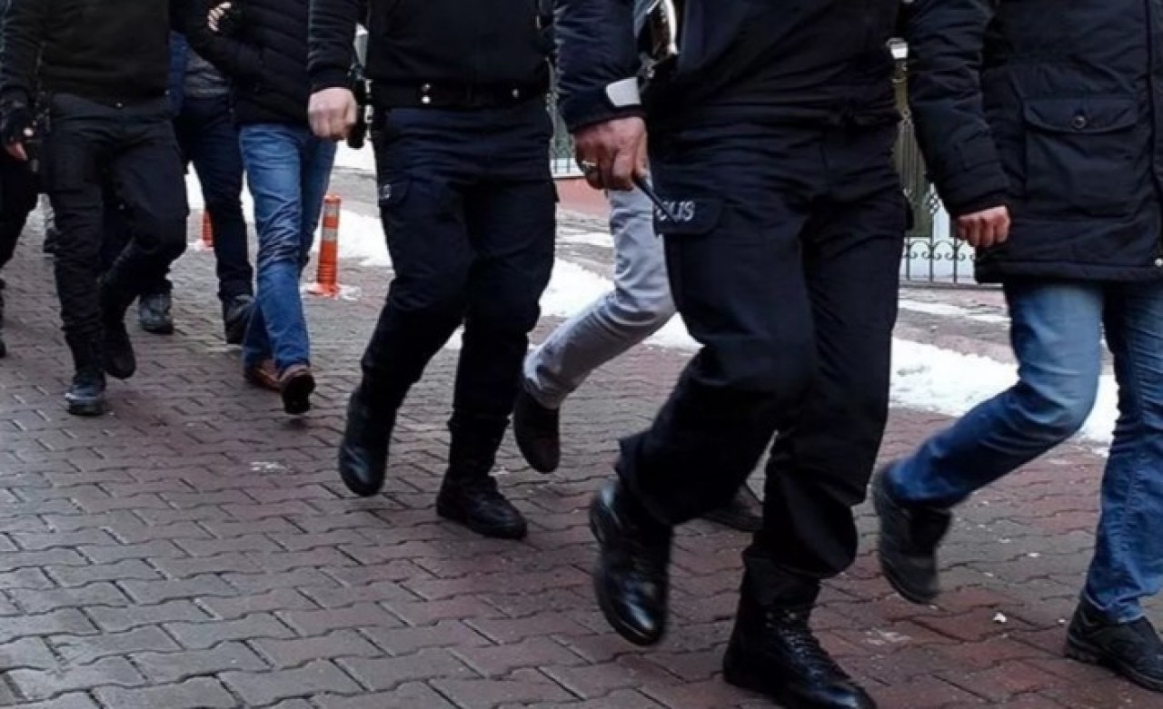 Ankara merkezli 7 ilde FETÖ operasyonu