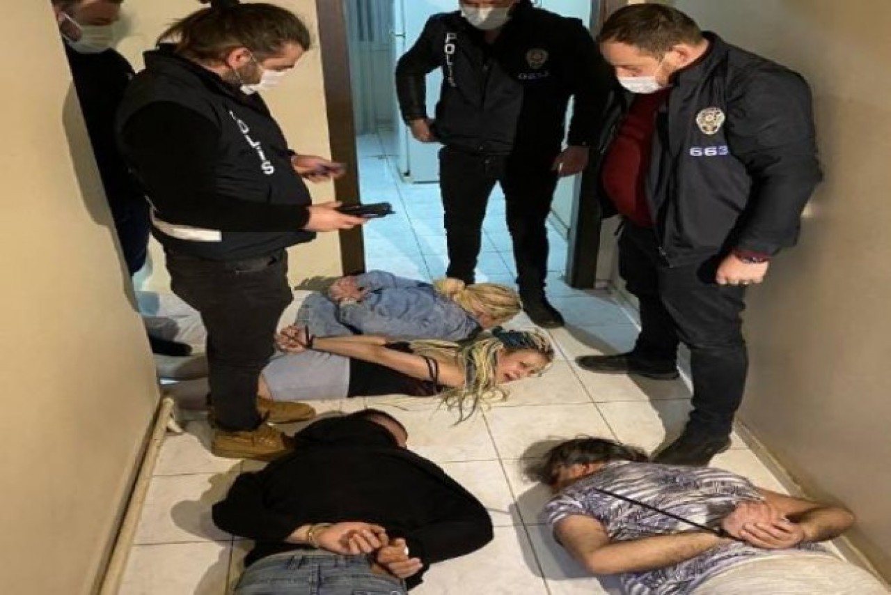 Ankara'da 'Yarasa Kız Operasyonu': 115 şüpheli gözaltında