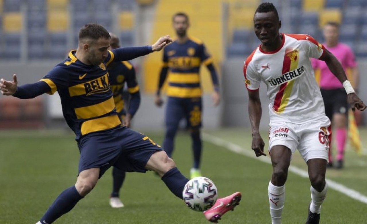 Ankaragücü,  Göztepe'ye fark attı