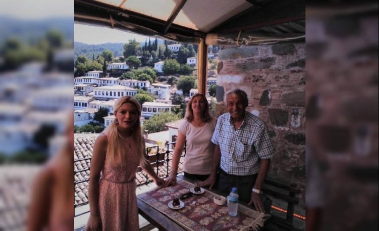 Antalya'da aynı aileden 4 kişi vurulmuş bulundu: Muzaffer Gider,  Gülşen Işık Gider,  Gamze Gider,  Mustafa Gider öldü