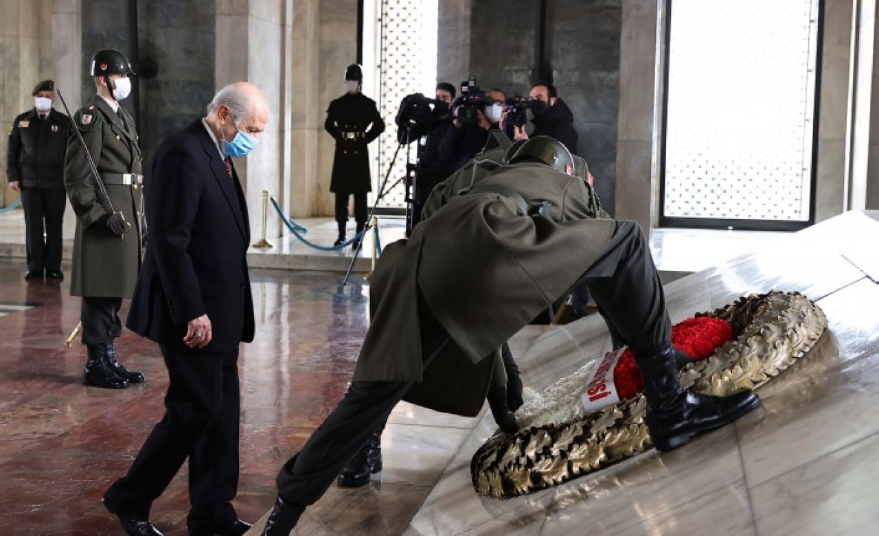 Bahçeli Anıtkabir'de: Açtığın yolda,  gösterdiğin hedeflerde durmaksızın,  yorulmaksızın ilerleme kararlılığındayız