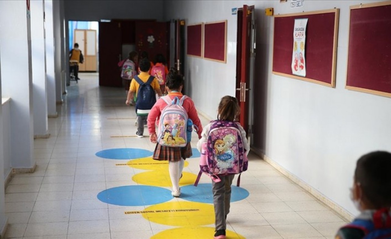 Bakan Selçuk'tan uzaktan eğitimle ilgili son dakika açıklaması