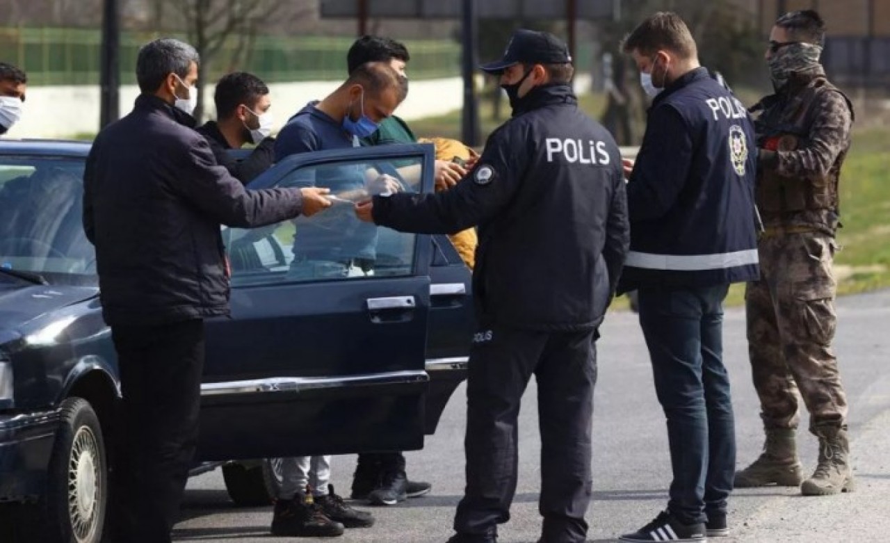 Çok yüksek riskli ilçede ev ziyaretleri yasaklandı