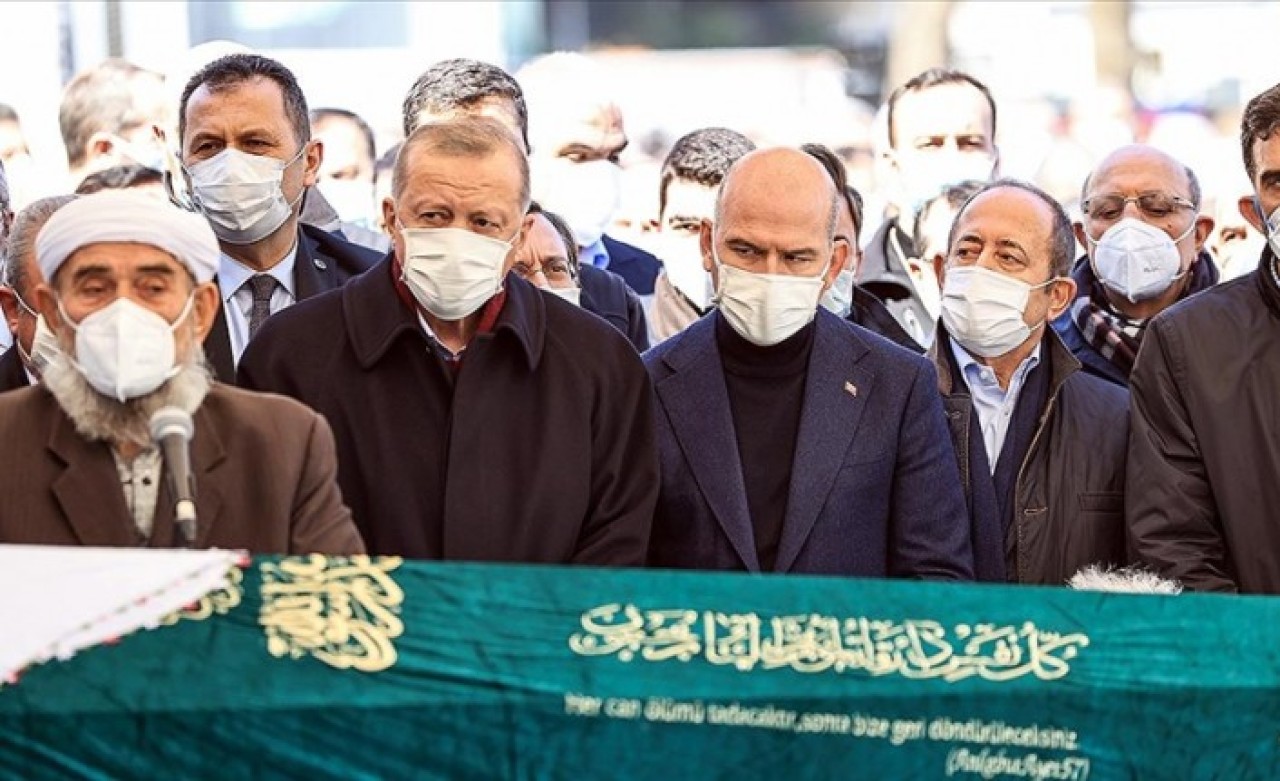 Cumhurbaşkanı Erdoğan da katıldı: İçişleri Bakanı Soylu'nun annesi Servet Soylu son yolculuğuna uğurlandı