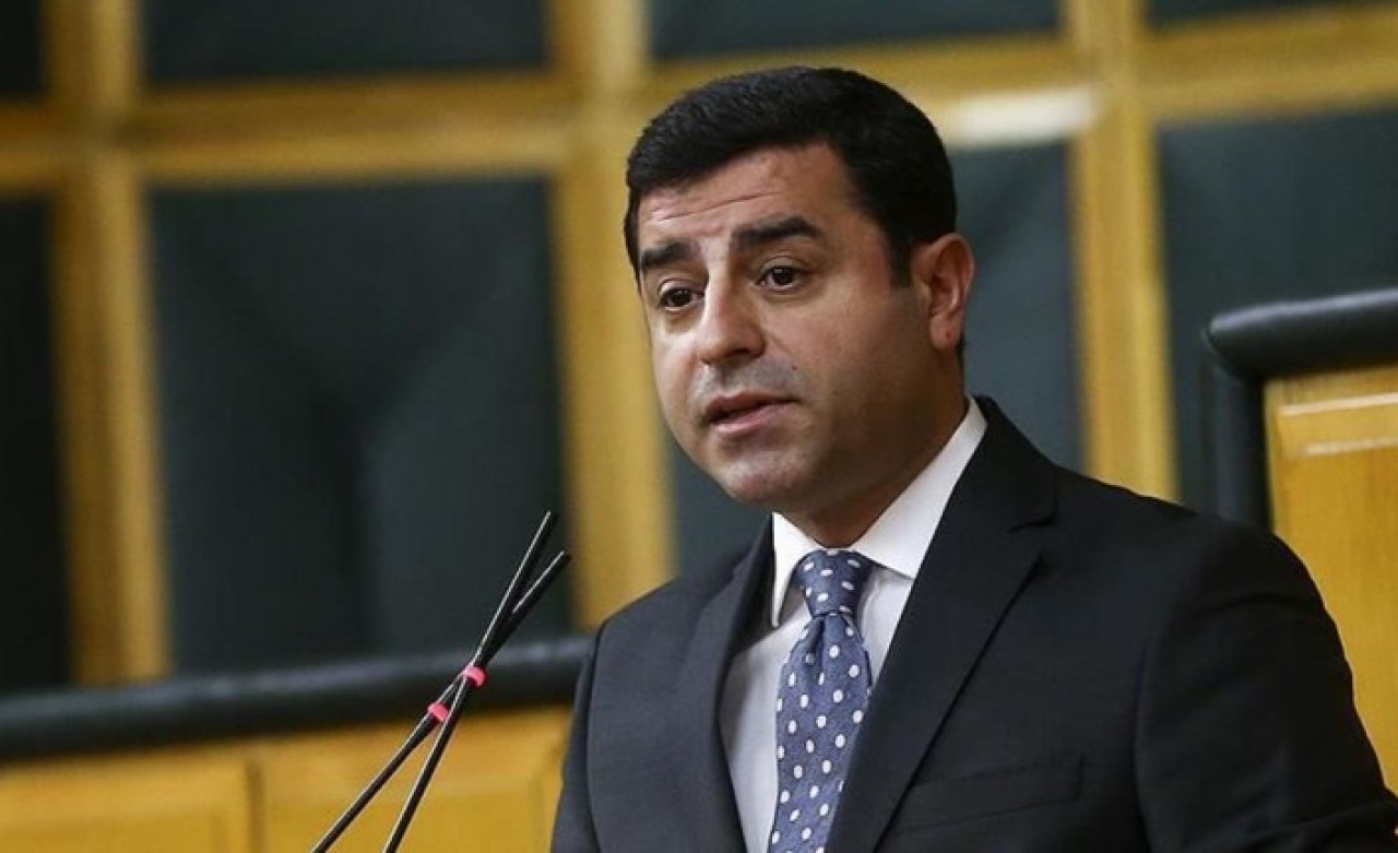 Demirtaş'a,  Cumhurbaşkanı'na hakaretten 3.5 yıl hapis cezası