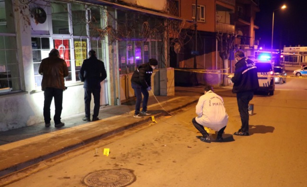 Denizli'de silahlı kavga: Ağır yaralanan Mustafa Dev  hastanede  öldü