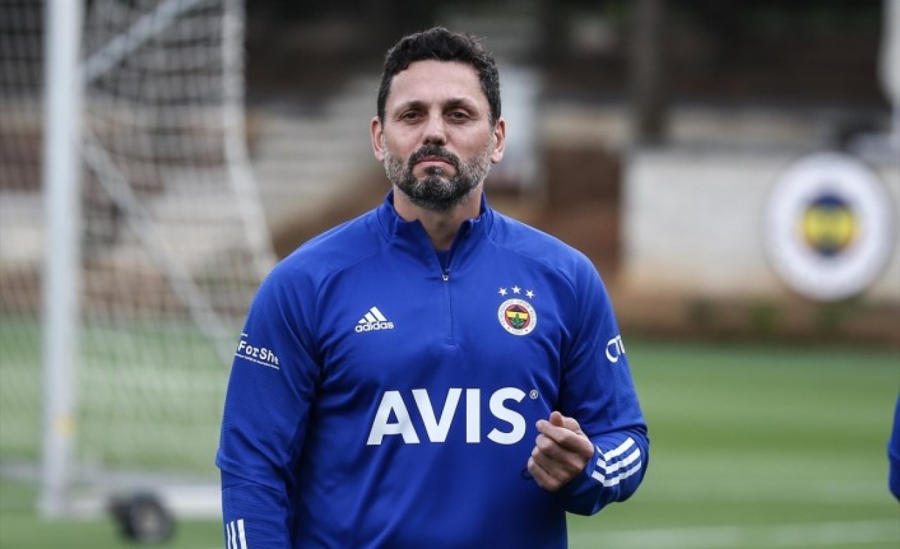 Fenerbahçe,  Antalyaspor karşısında: Erol Bulut'tan sürpriz onbir