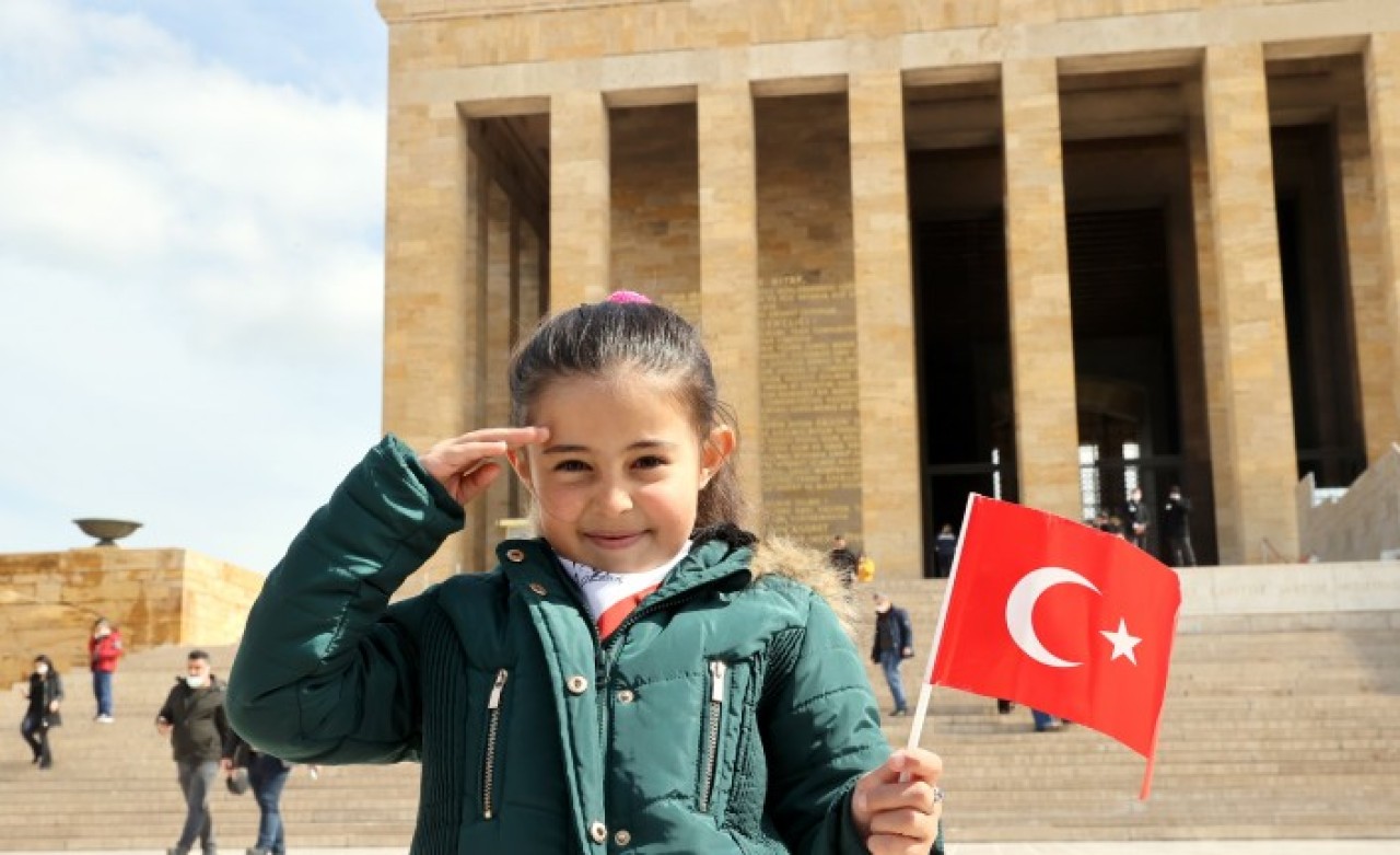 Hakkarili küçük Hira'nın Anıtkabir hayali gerçek oldu