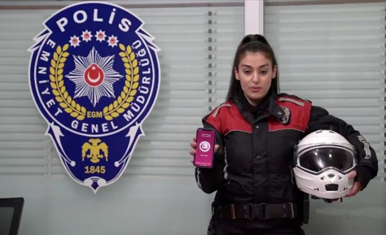 İçişleri Bakanı Soylu'dan 'kadına yönelik şiddete sıfır tolerans' paylaşımı