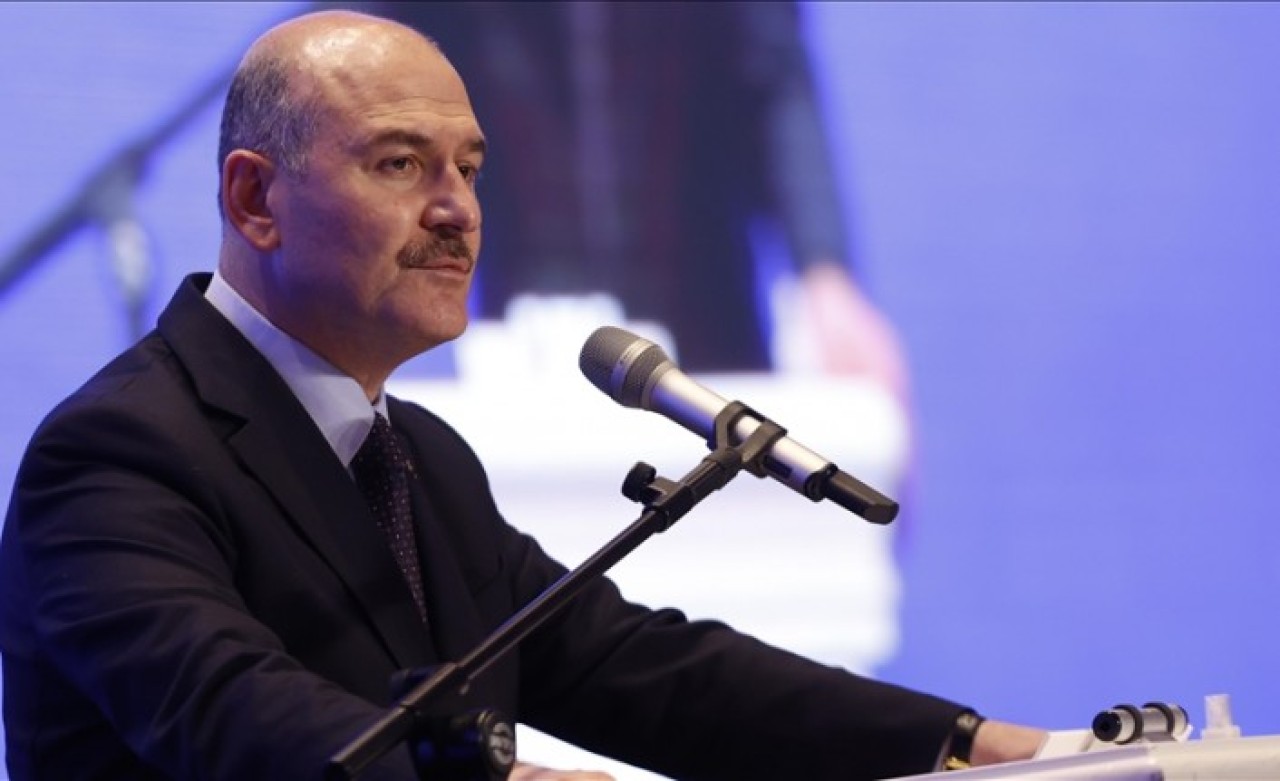 İçişleri Bakanı Soylu: Bizimkiler yine avlanmaya çıktılar ve bir av yakaladılar!