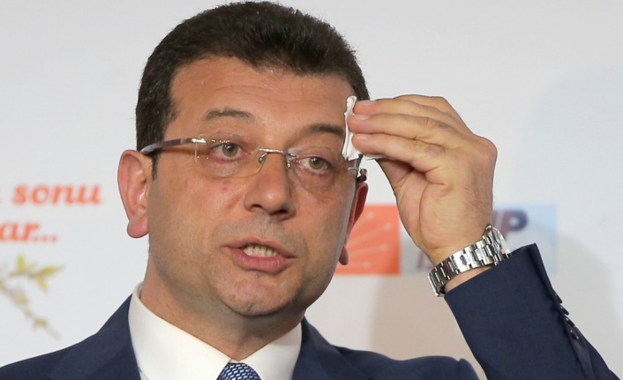 İmamoğlu'na protestoların ardı arkası kesilmiyor: Korumaları devreye girdi!