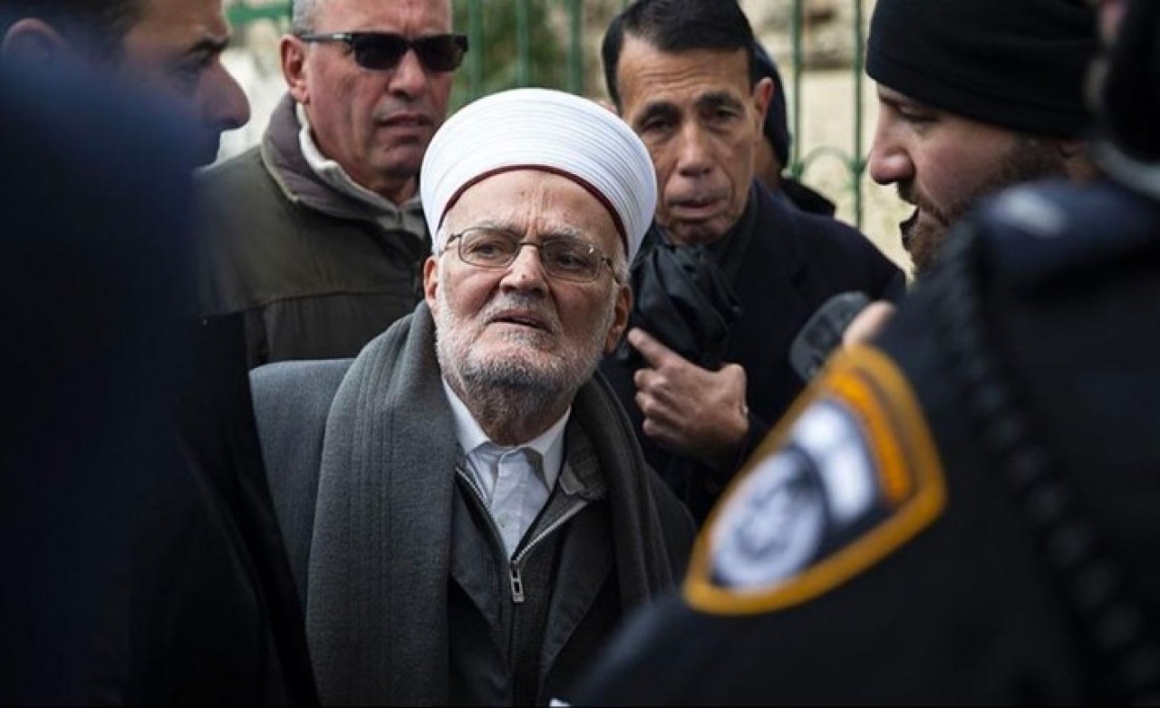 İsrail Mescid-i Aksa İmamı Şeyh Sabri'yi yine gözaltına aldı