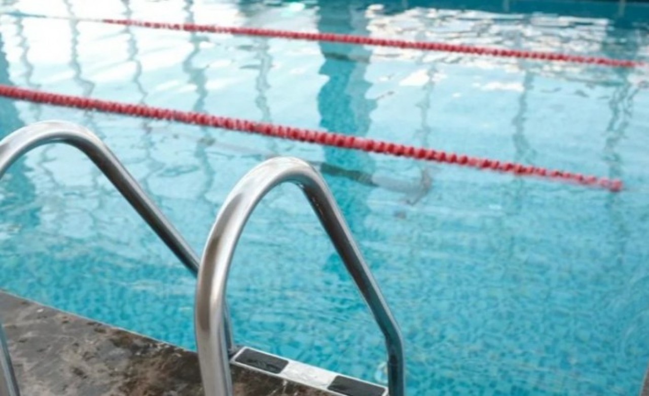 İstanbul'da halı saha ve yüzme havuzları açılıyor