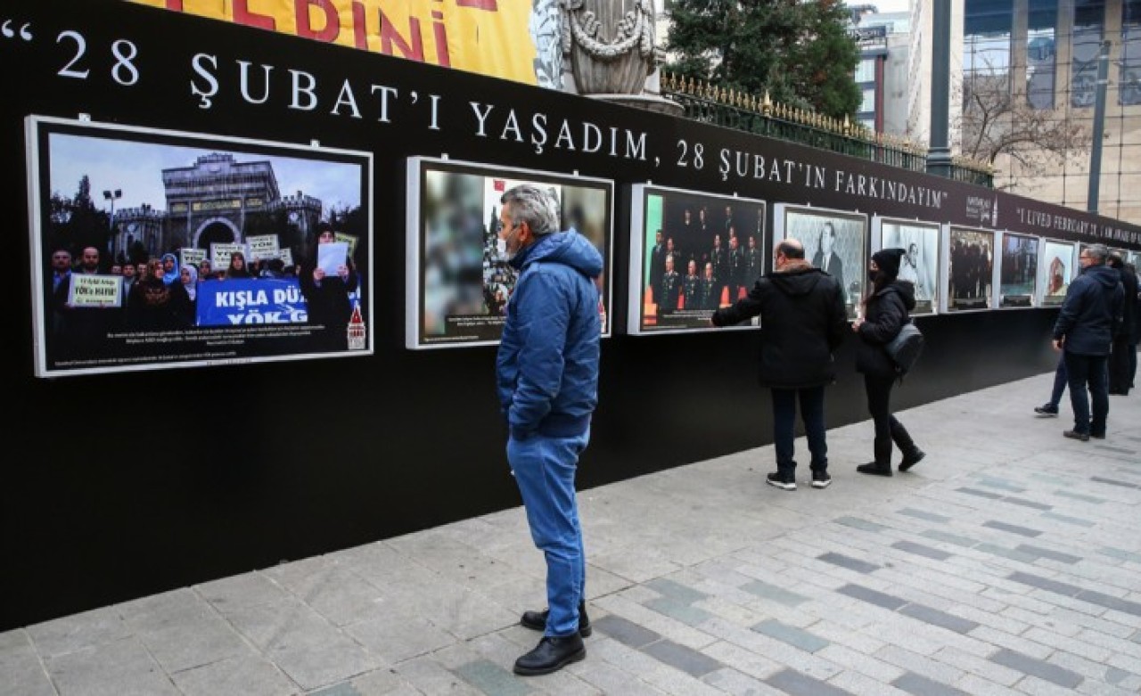 İstiklal'de '28 Şubat'ı Yaşadım,  28 Şubat'ın Farkındayım' sergisi