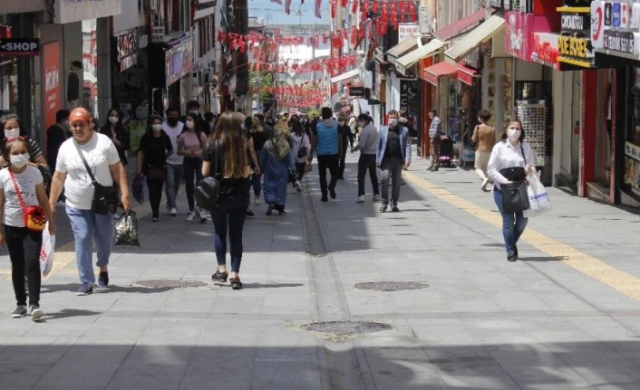 Yüksek riskli kentte koronavirüs önlemi: İş yerlerinde HES kodu zorunlu olacak