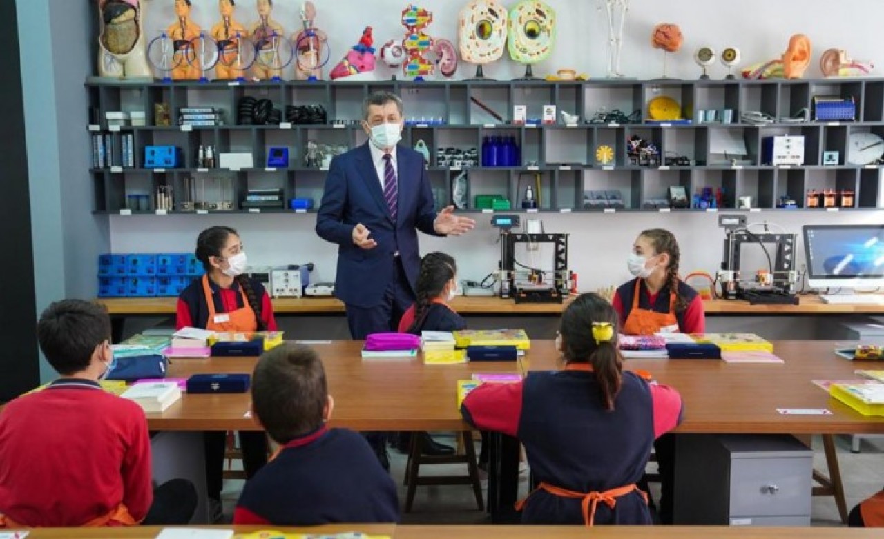 Milli Eğitim Bakanı Selçuk'tan yüz yüze eğitim ile ilgili flaş açıklama