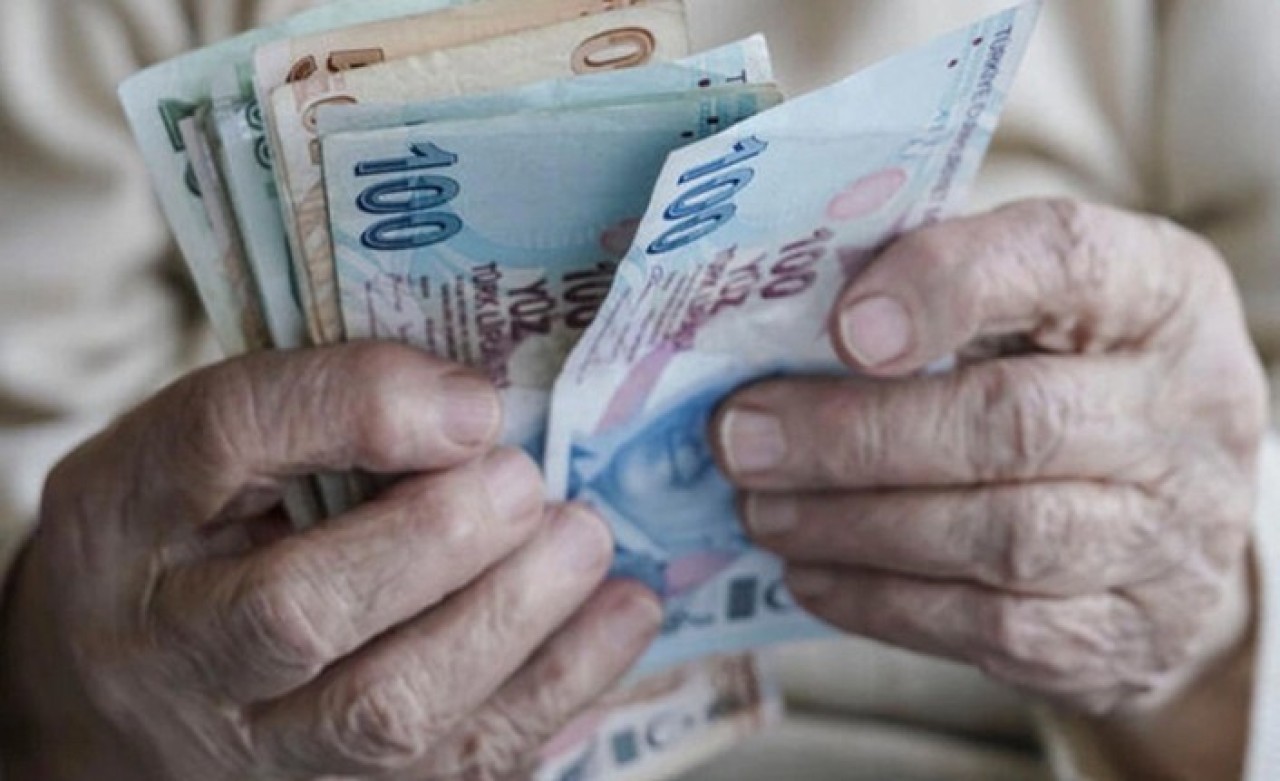 Milyonlarca çalışanı ilgilendiriyor: Bu meslekleri yapanlar erken emeklilik hakkına sahip olacak!