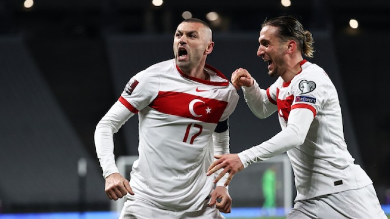 Norveç-Türkiye: Saat kaçta,  hangi kanalda? İlk onbirler belli oldu