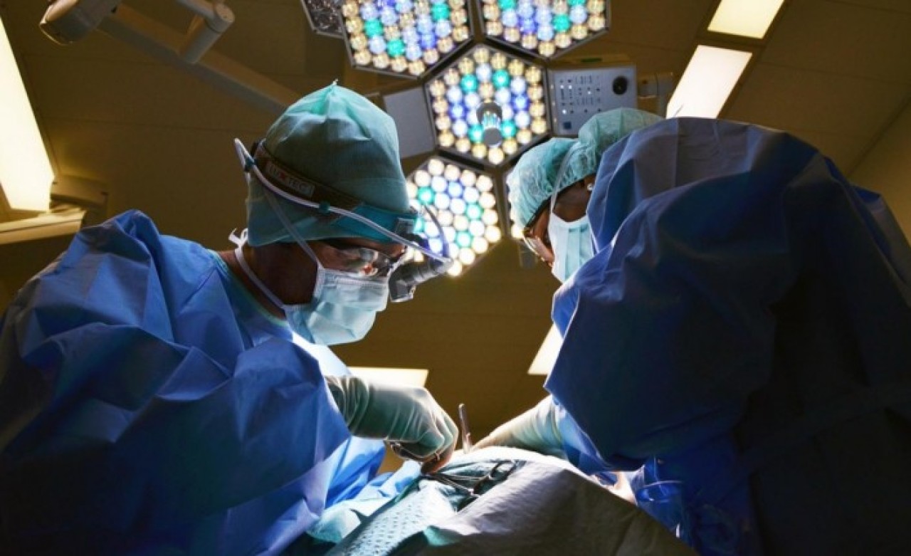 Op. Dr. Selçuk Yüce Ankara Meme Büyütme Merkezi