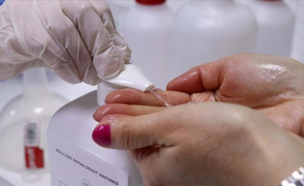 Sahte dezenfektana dikkat! Hastanelere kadar girdi