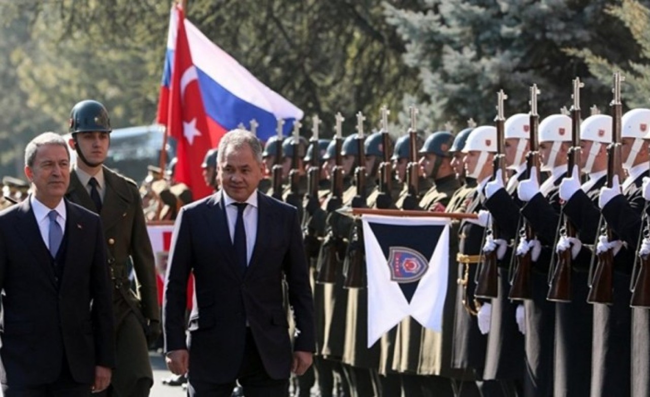 Bakan Akar: Saldırı girişimindeki 220 terörist etkisiz hale getirildi