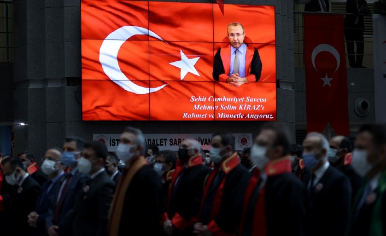 Savcı Kiraz'ın şehadetinin 6. yılında İstanbul Adliyesi'nde hüzünlü tören