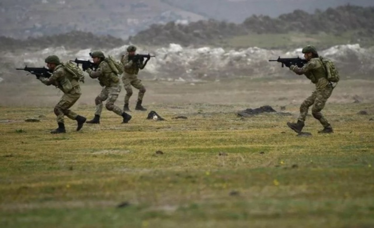 Taciz ateşi açan teröristler etkisiz hale getirildi