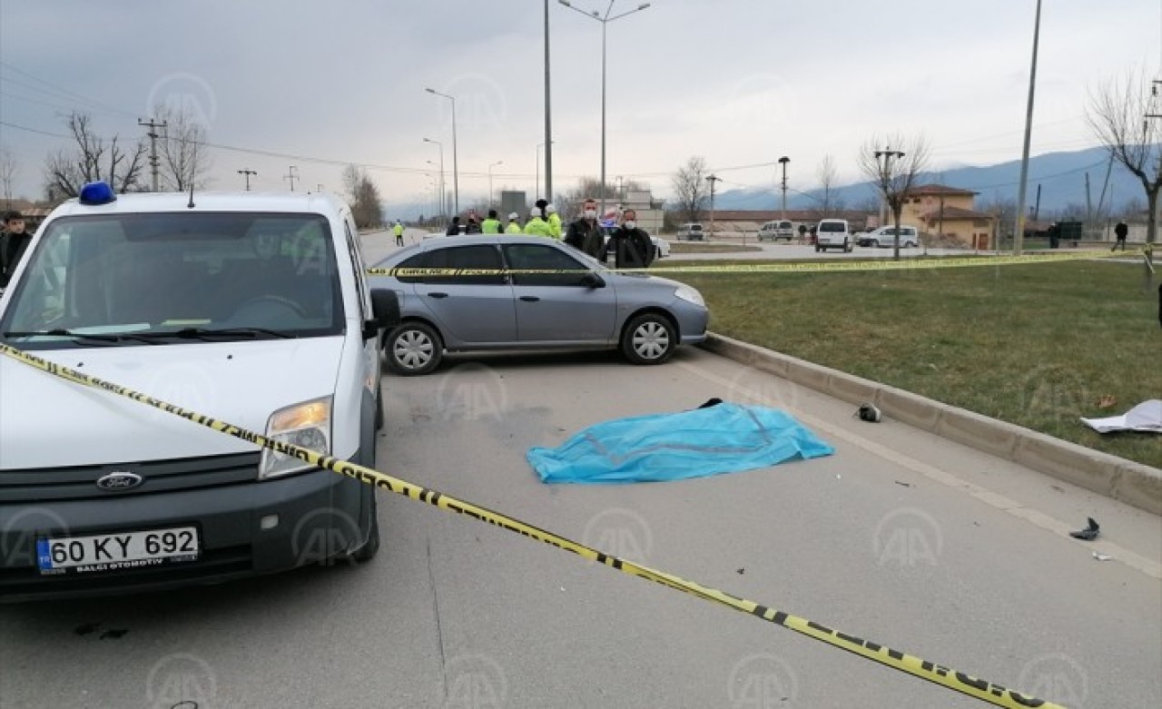 Tokat'ta motosiklet bisiklete çarptı: Şehri Kayabaş öldü