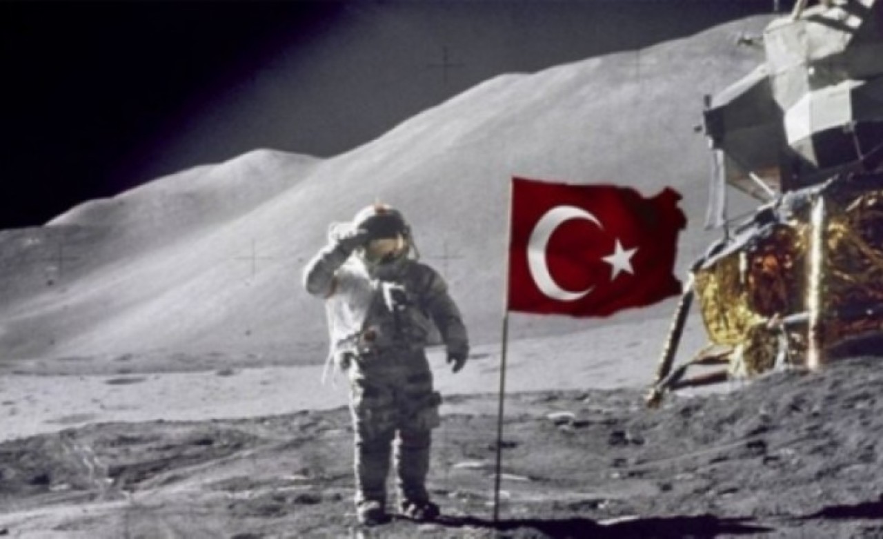 "Misyonumuz,  2028 sonuna kadar aya yumuşak iniş yapmak"