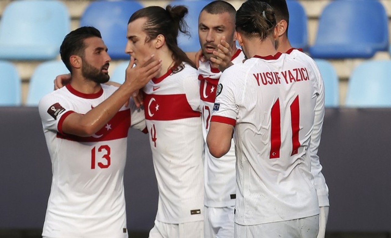 Avrupa'yı salladık,  Hollanda'dan sonra Norveç'e de sahayı dar ettik: Ay Yıldızlı Rüya Takım!