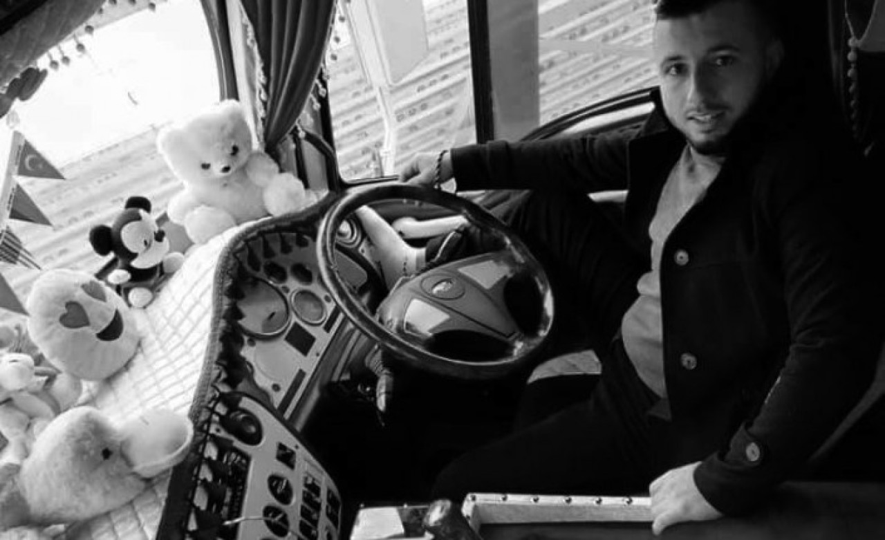 Uşak'ta arı kovanına bakarken düştü: Süleyman Esendemir öldü