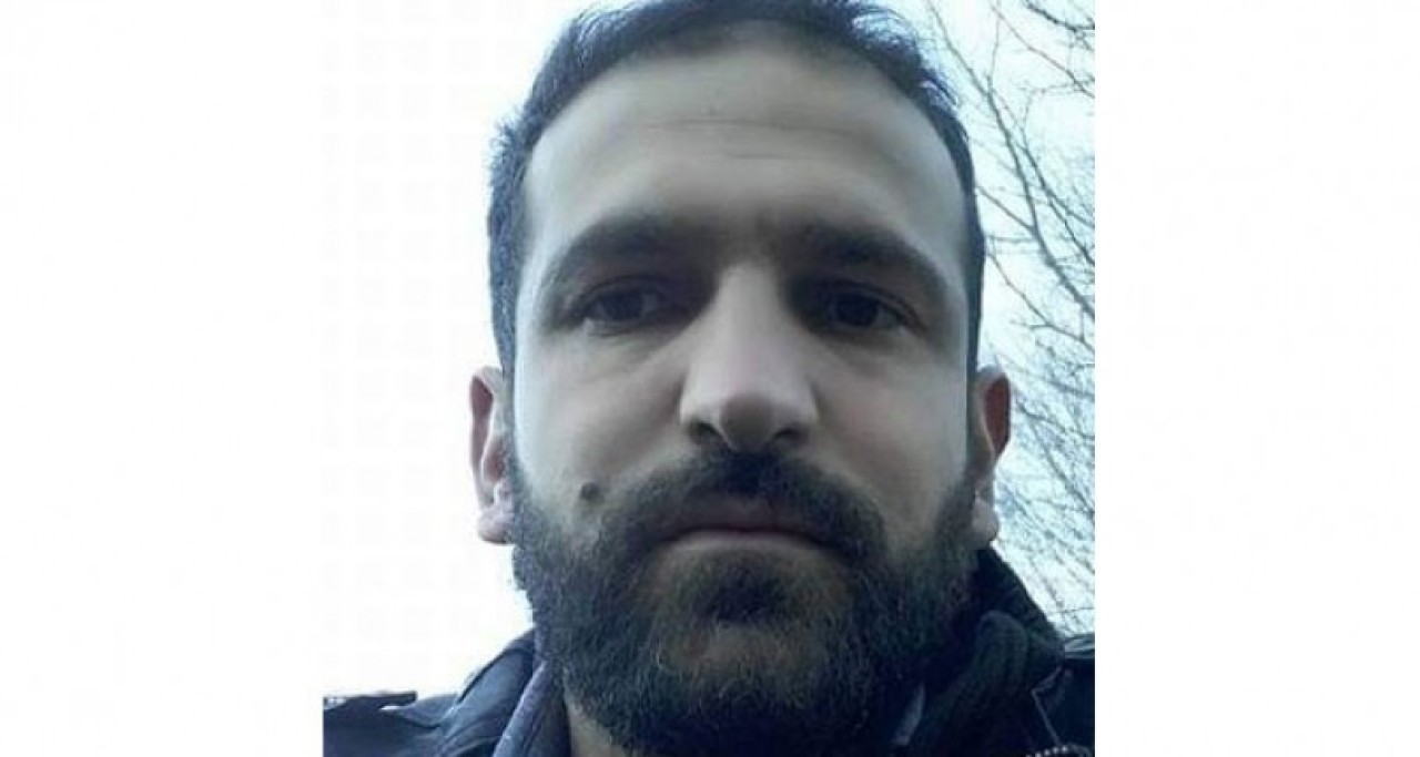 Üzerine ağaç düştü: Soner Ünal öldü