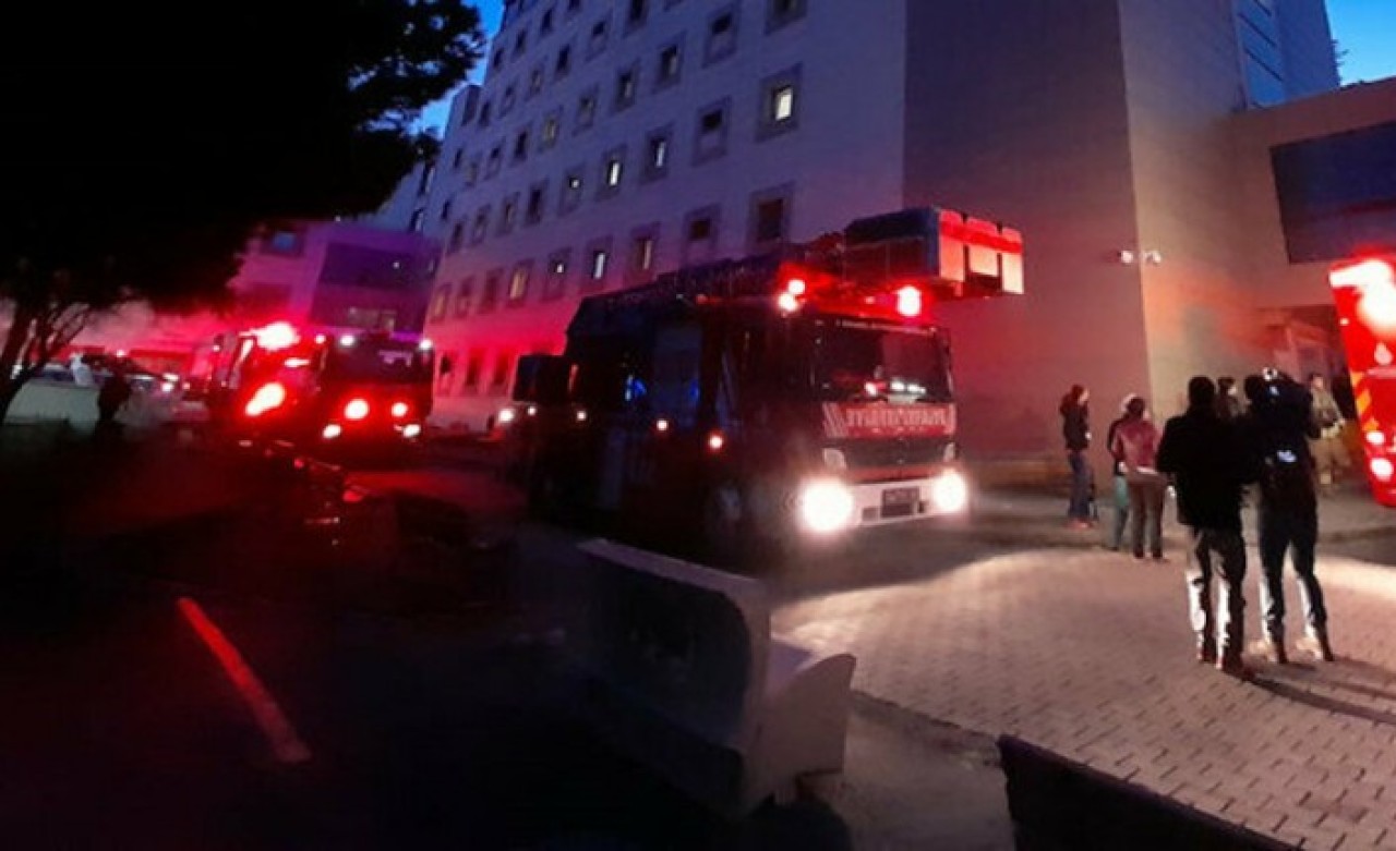 Zeynep Kamil Doğum Hastanesi’nde yangın