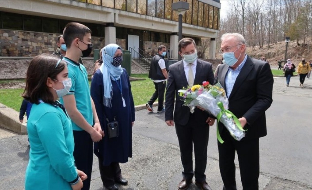 ABD'deki Maarif Okulunun yeni binası tanıtıldı