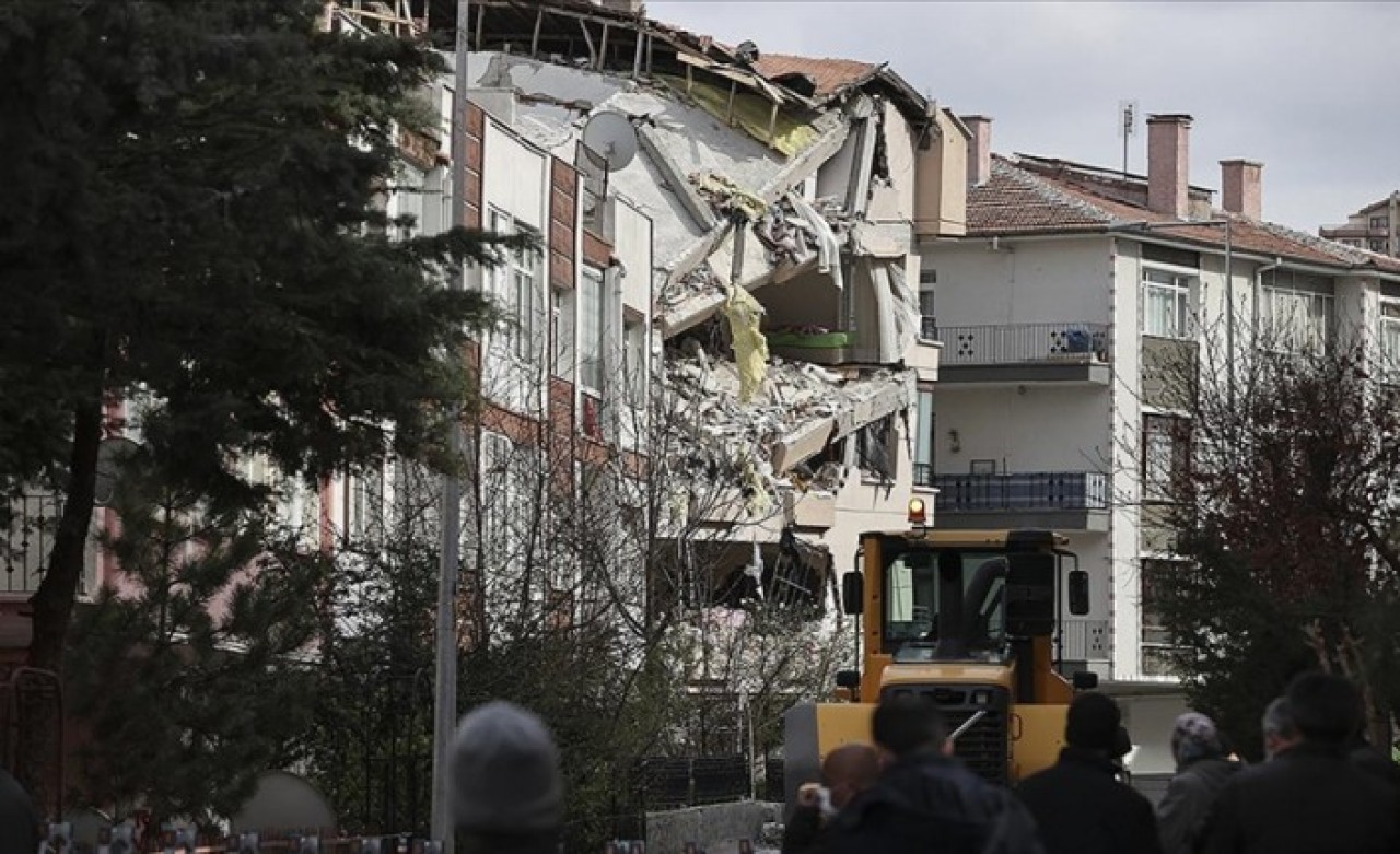 Açelya Apartmanı ile ilgili başmüfettişlerce soruşturma yürütülüyor