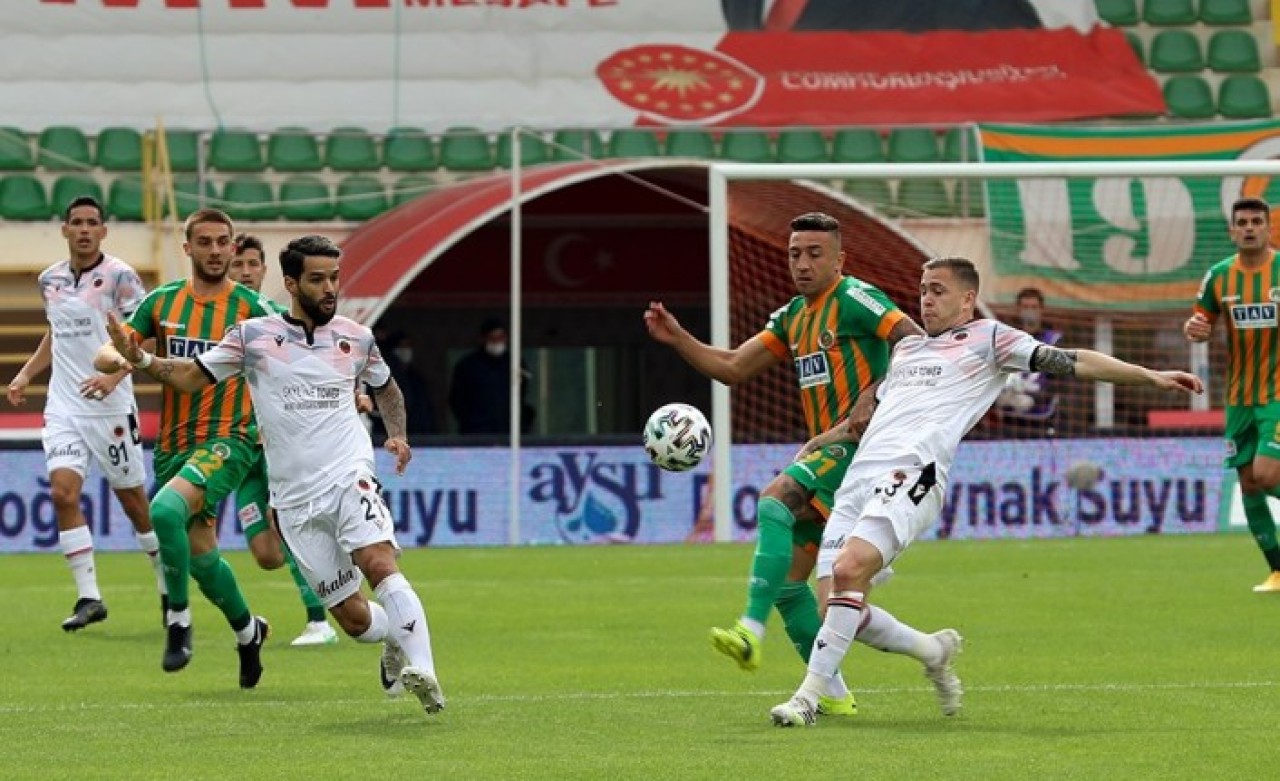 Alanyaspor-Gençlerbirliği: Son söz Stancu'dan