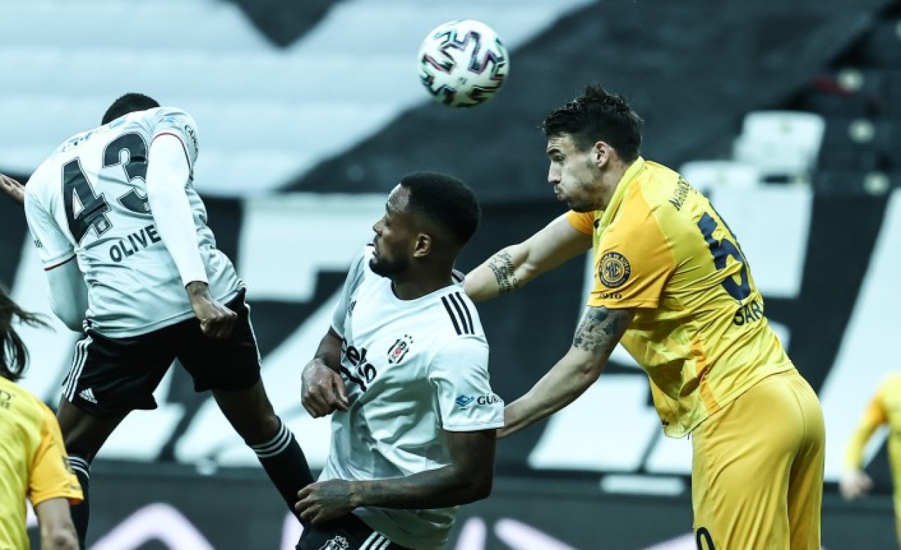 Beşiktaş-Ankaragücü maçında inanılmaz olay!
