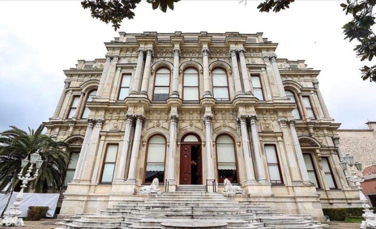 Boğaz'a nazır 156 yaşındaki Beylerbeyi Sarayı özel tekniklerle restore ediliyor