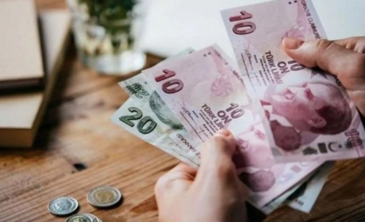 Cimrilere kötü haber: Hem boşanma hem de tazminat sebebi!