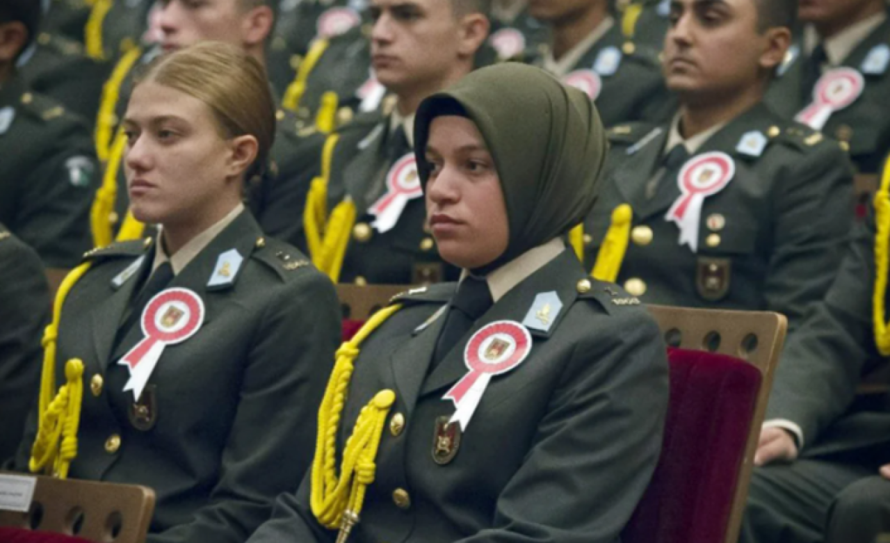 Danıştay,  'TSK'da türban' için kararını verdi