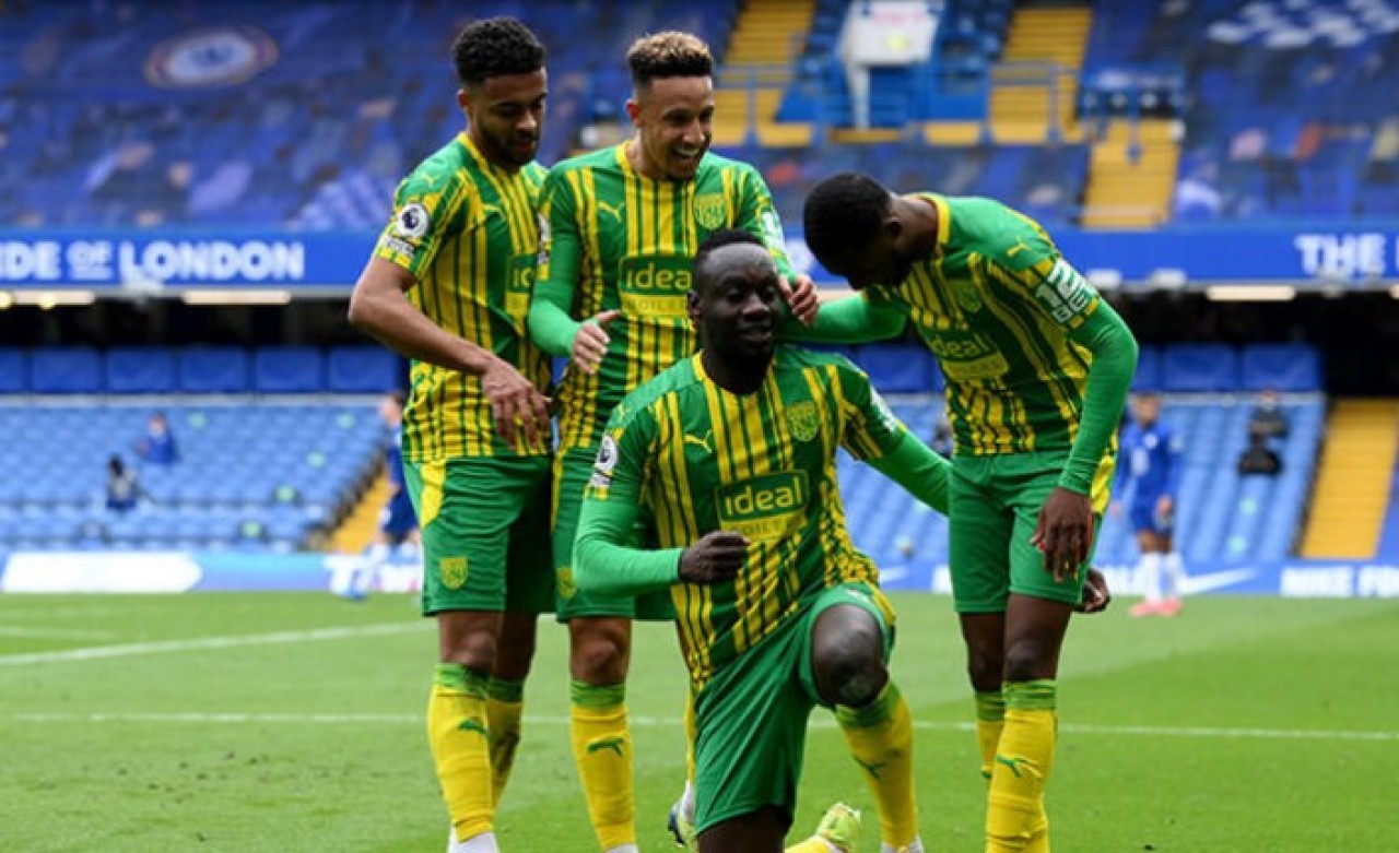 Diagne gol attı,  West Bromwich Chelsea'yi dağıttı!