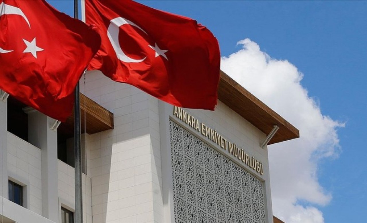 Emekli 4 amiral ve 1 general ifade için Ankara Emniyet Müdürlüğü'ne geldi